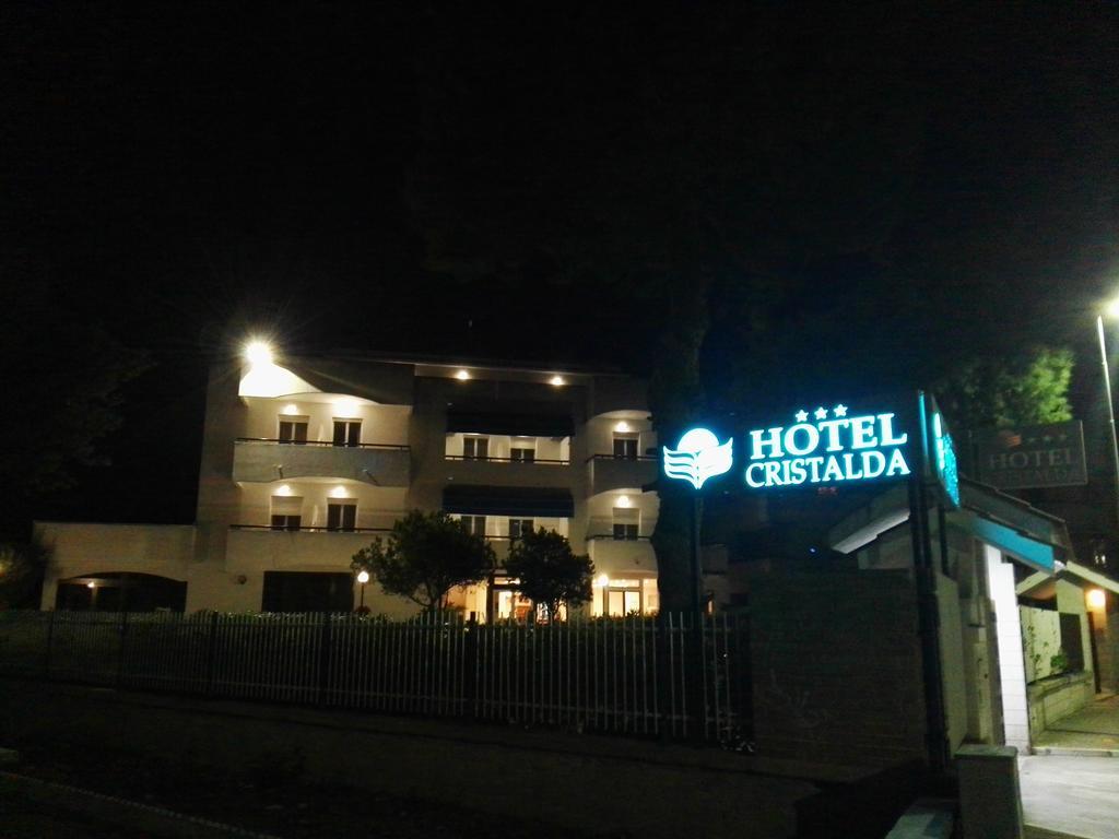 Hotel Cristalda Vieste Luaran gambar